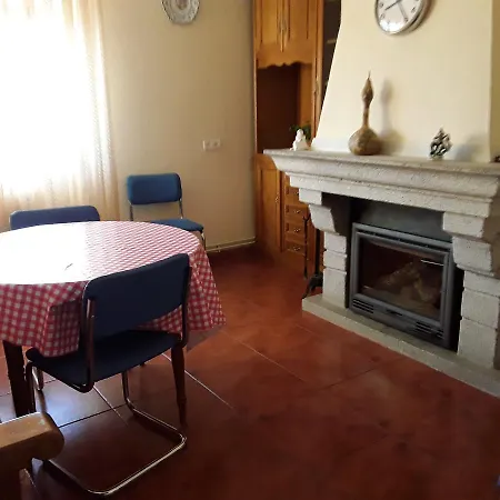 Costanilla בית נופש *